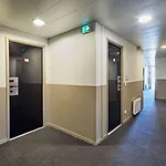 فندق Premiere Classe Saint Christophe سيرُجي