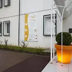 فندق Premiere Classe Saint Christophe *