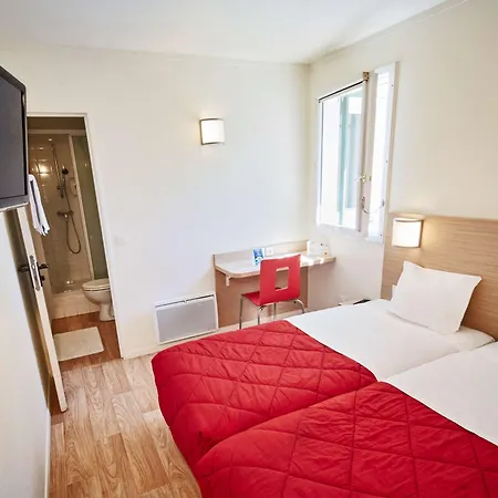 Premiere Classe Saint Christophe فندق *