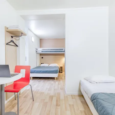 Hotel Premiere Classe Saint Christophe *