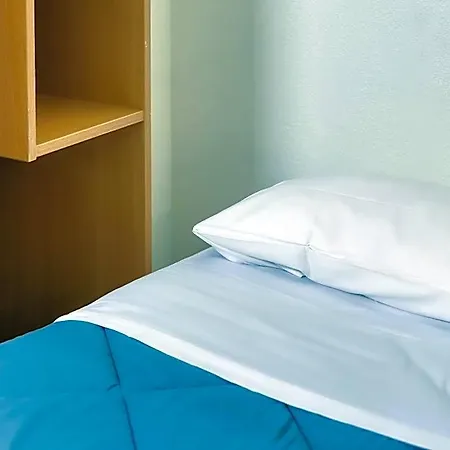 Hotel Premiere Classe Saint Christophe *