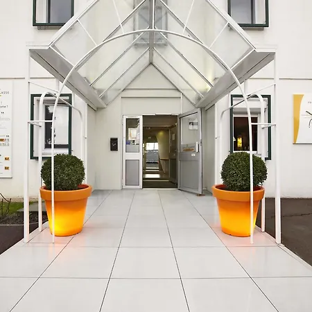 Premiere Classe Saint Christophe