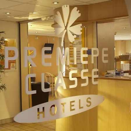 Première Classe Saint Christophe * Cergy
