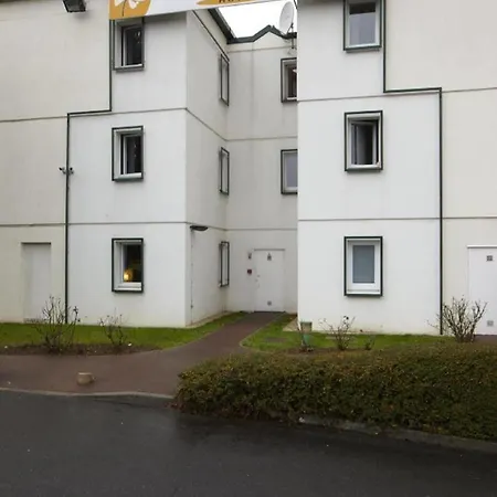 Première Classe Saint Christophe